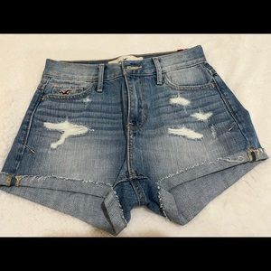 Hollister Classic Cuffed Jean Shorts